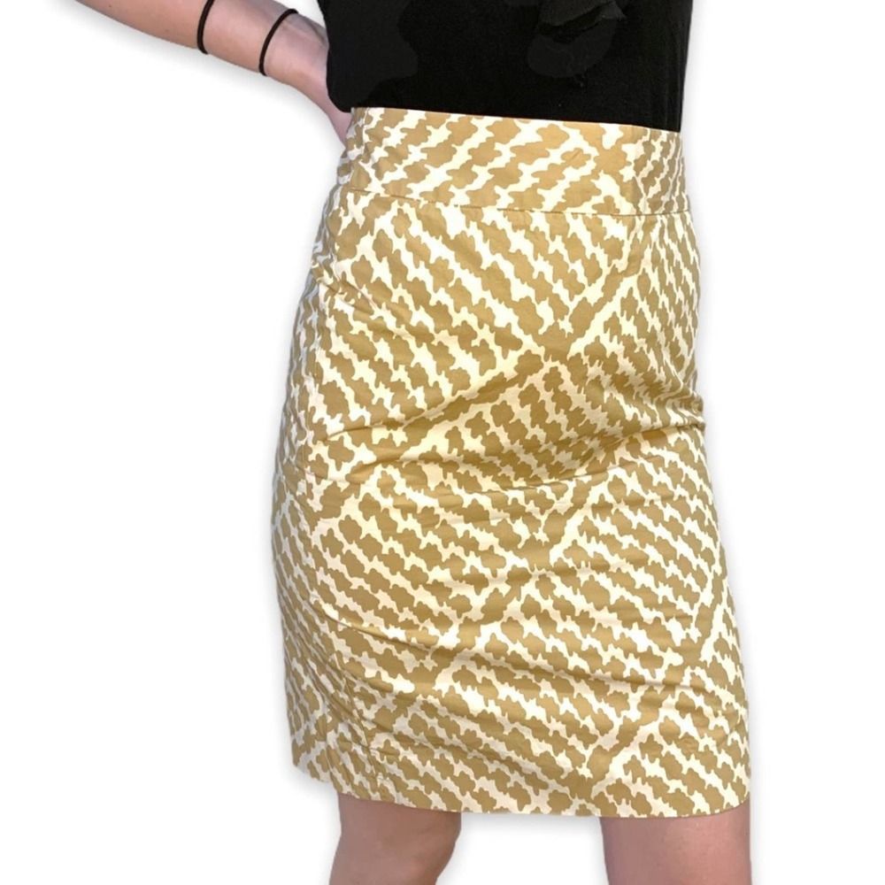 J. Crew Women's Sz. 2 Cream & Tan Knee Length Pencil Skirt Cow Blot Print Career
